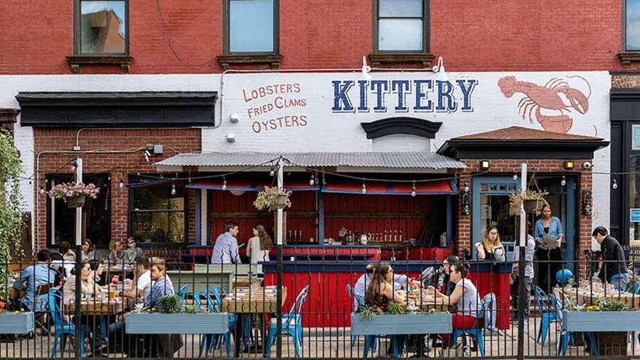 Local Gowanus, Brooklyn restaurant with outdoor tables