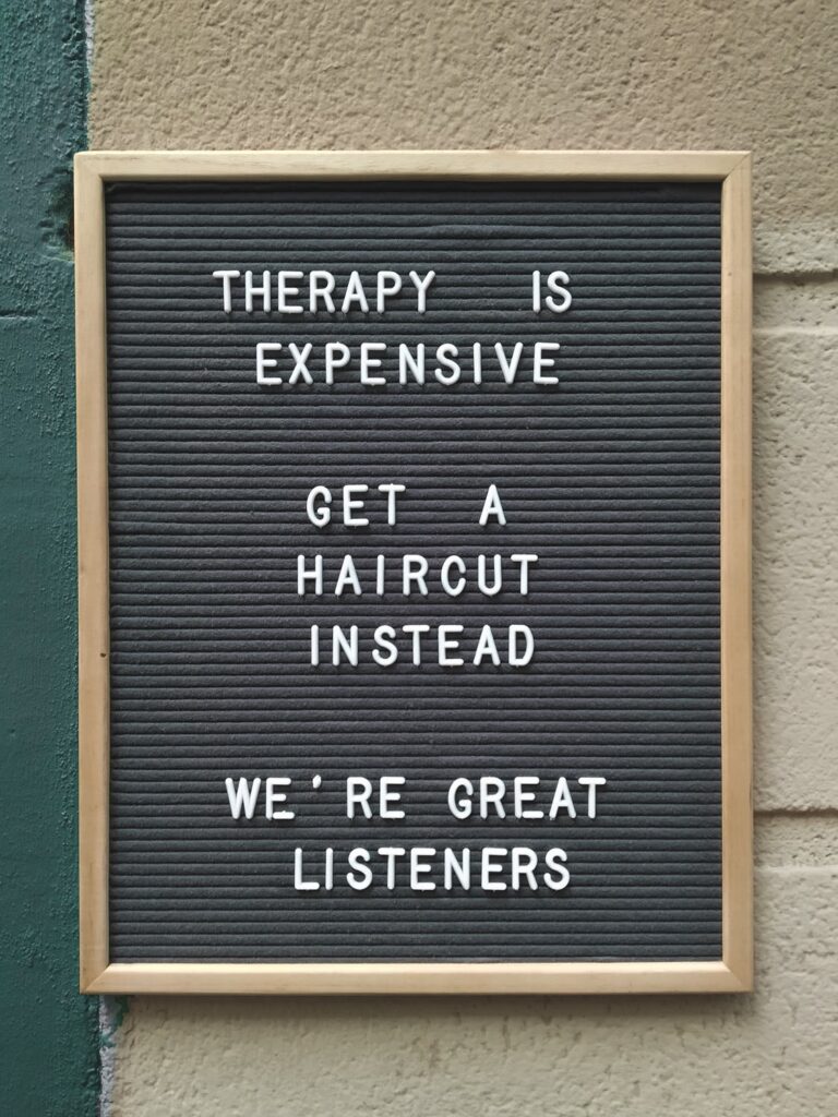 Salons New York Sign